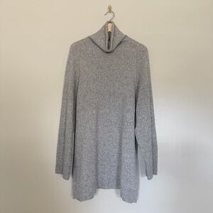 THE ROW Grey Turtleneck Oversized Sweater Cashmere Blend Size Medium M Gray